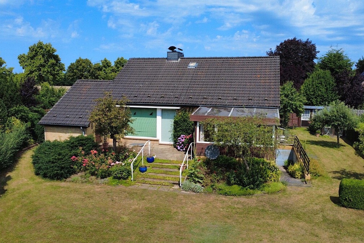 Haus Kauf 24536 Neumünster (Einfeld) Titelbild