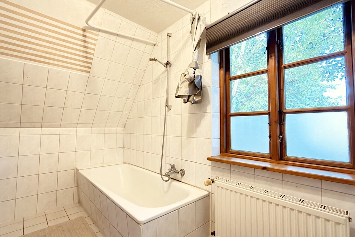 Haus Kauf 24589 Ellerdorf Badezimmer