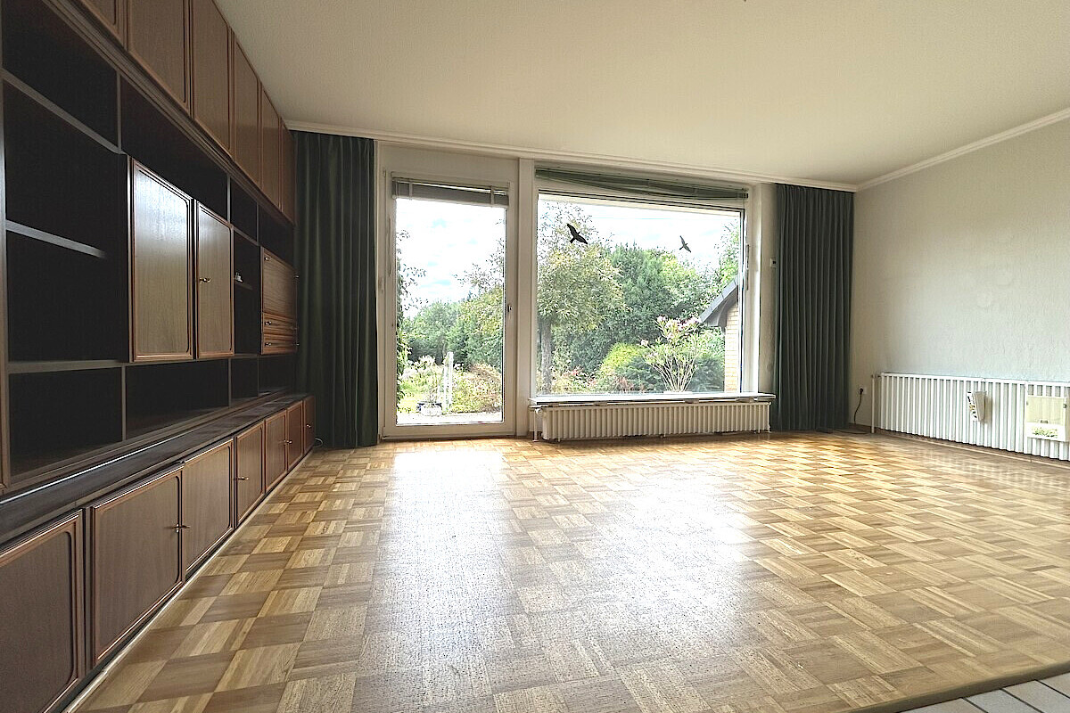 Haus Kauf 24536 Neumünster (Einfeld) Wohnzimmer mit Terrassenzugang