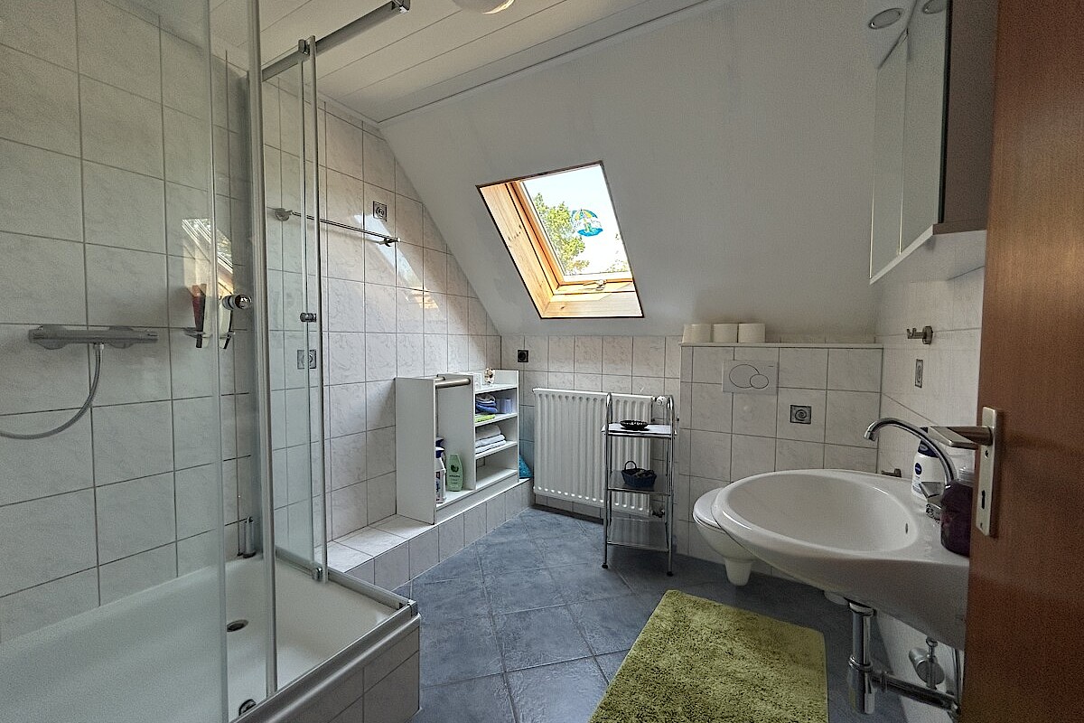 Haus Kauf 24850 Schuby bei Schleswig DG Duschbad