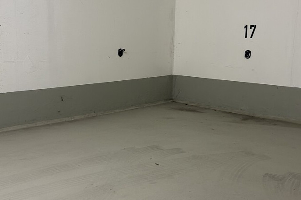Parken Kauf 22117 Hamburg Stellplatz mit Schließanker