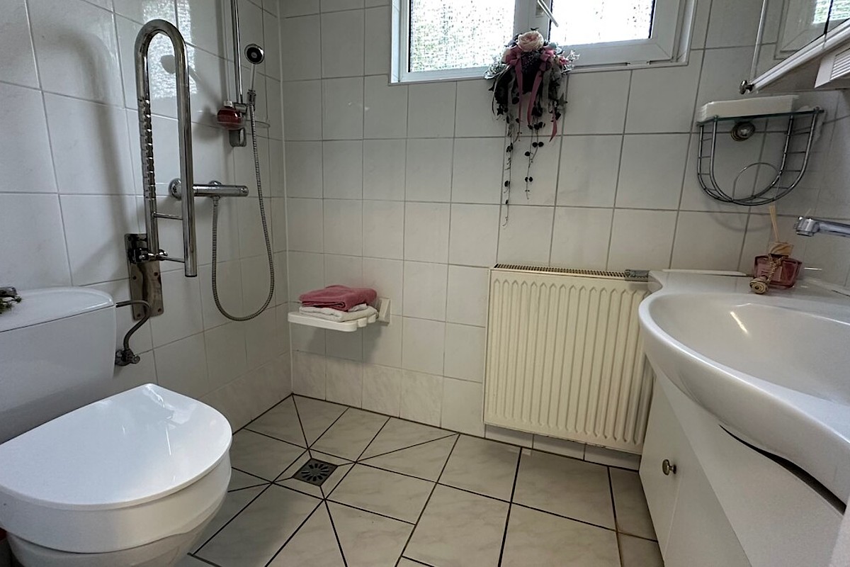 Haus Kauf 22850 Norderstedt Duschbad