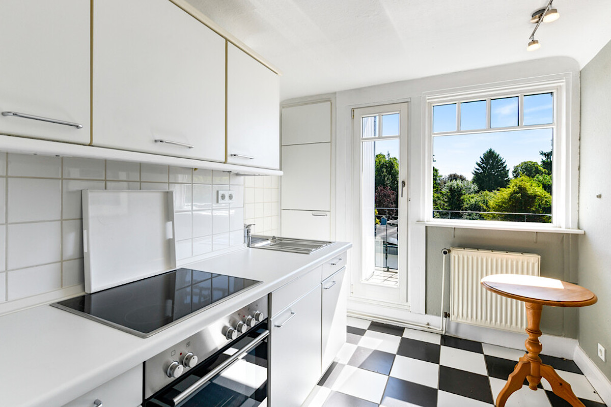 Haus Kauf 22149 Hamburg Küche im Dachgeschoss Wohnung 3