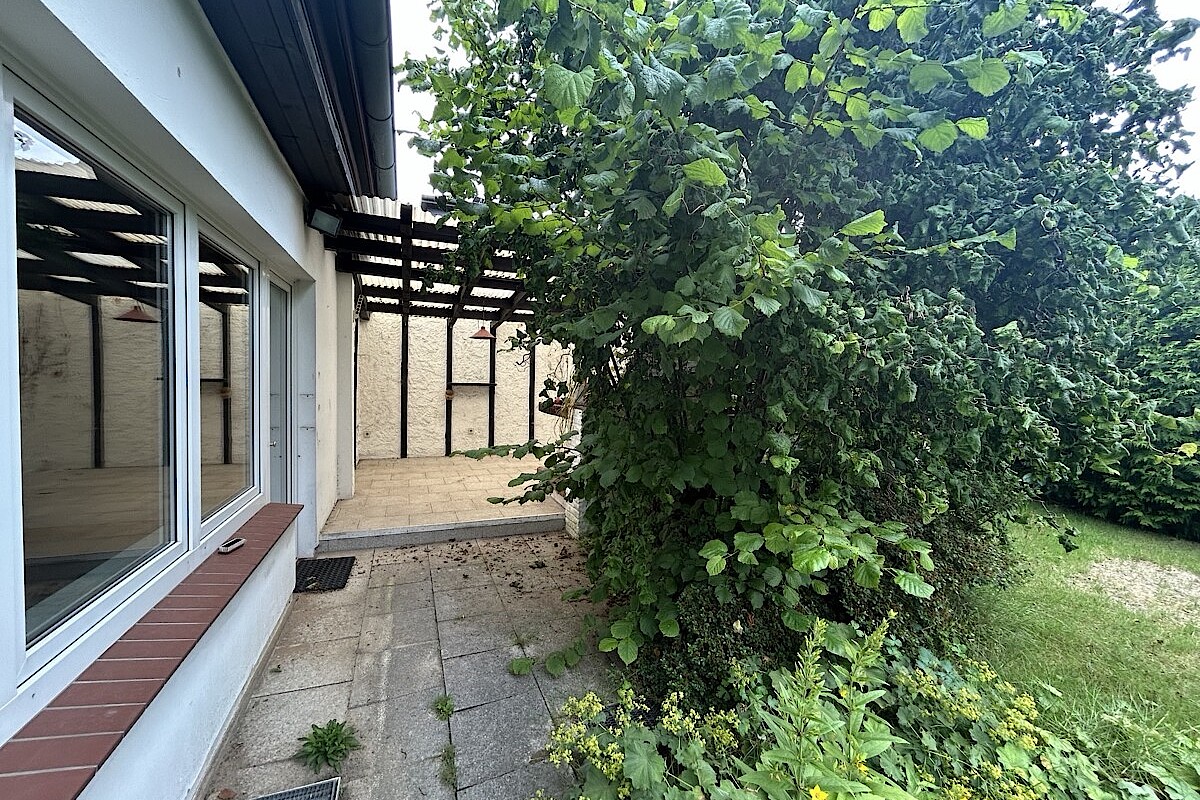 Haus Kauf 22926 Ahrensburg überdachte Terrasse