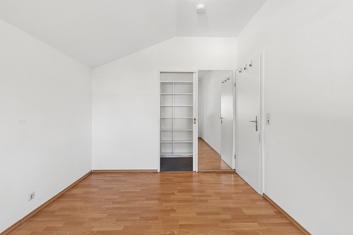 Haus Kauf 25451 Quickborn , Kreis  Pinneberg Schlafzimmer 3 im OG - Zugang zur Ankleide
