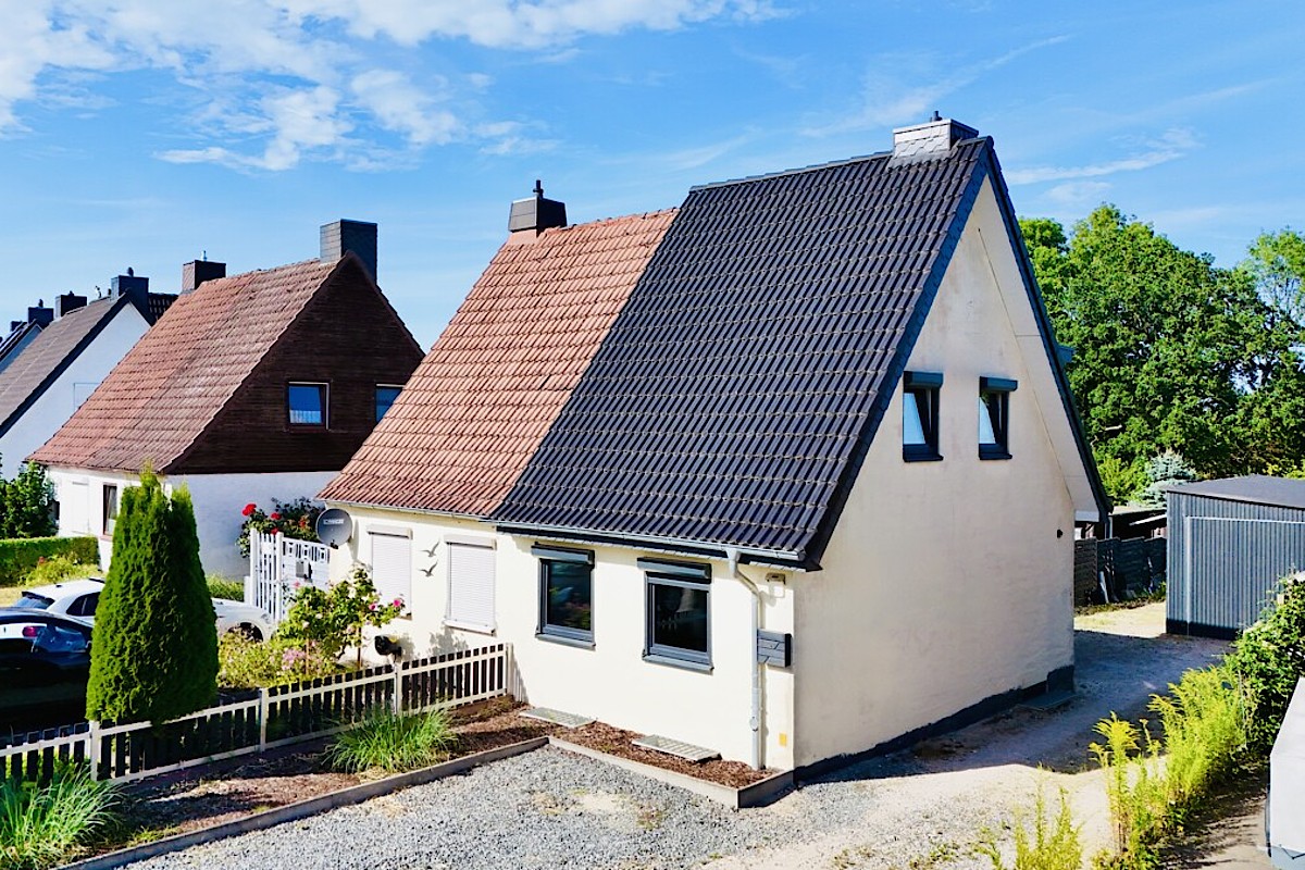 Haus Kauf 24222 Klausdorf , Schwentine Außenansicht