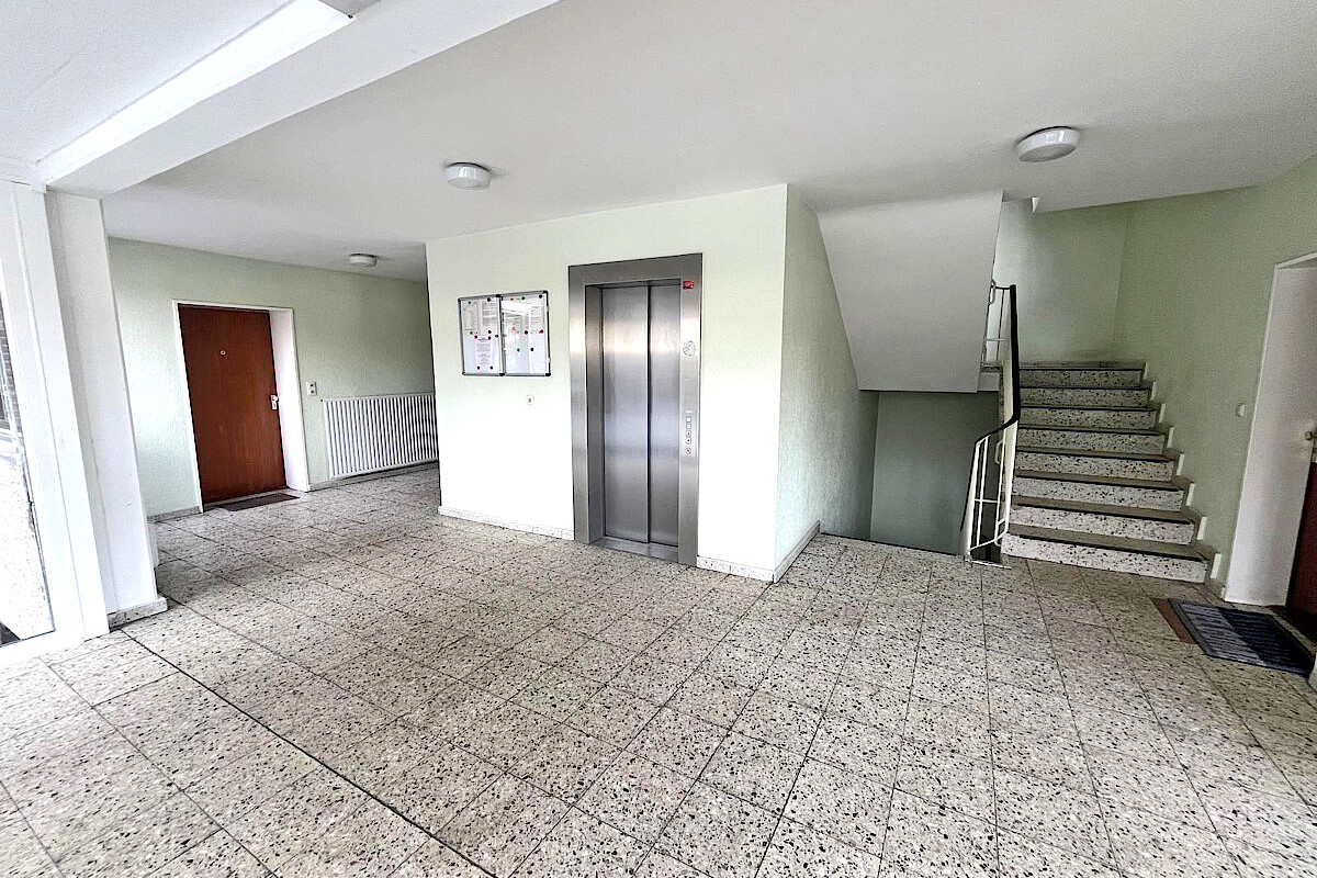 Wohnung Kauf 22159 Hamburg Hauseingang mit Fahrstuhl