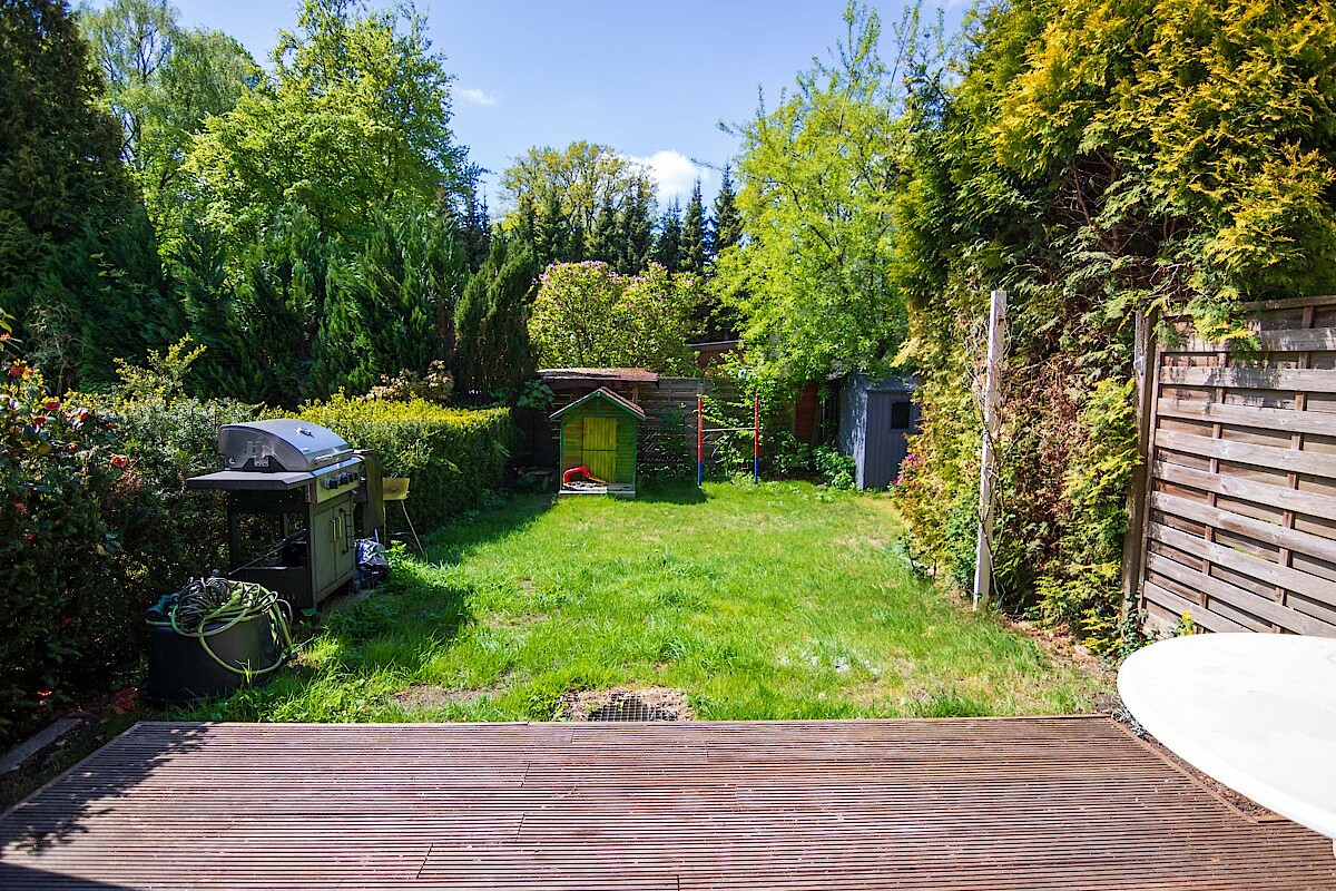 Haus Kauf 22149 Hamburg Blick in den Garten