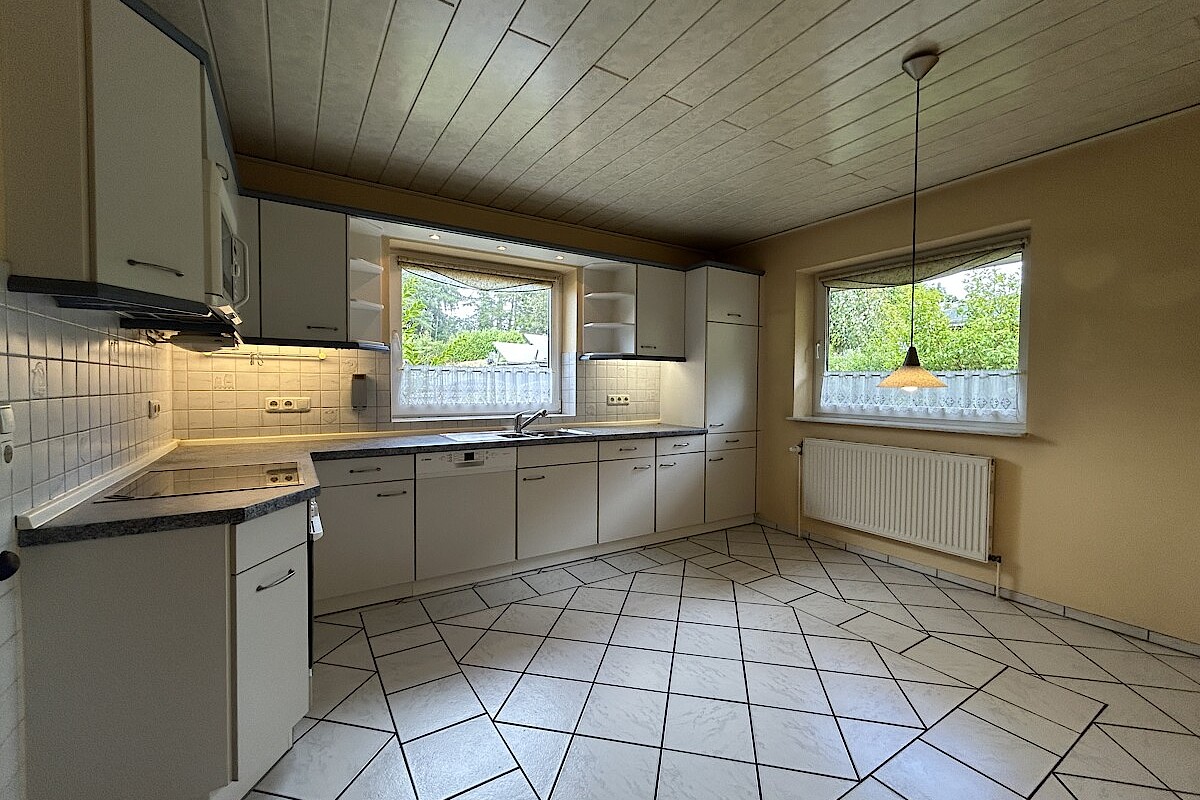 Haus Kauf 24976 Handewitt geräumige Küche